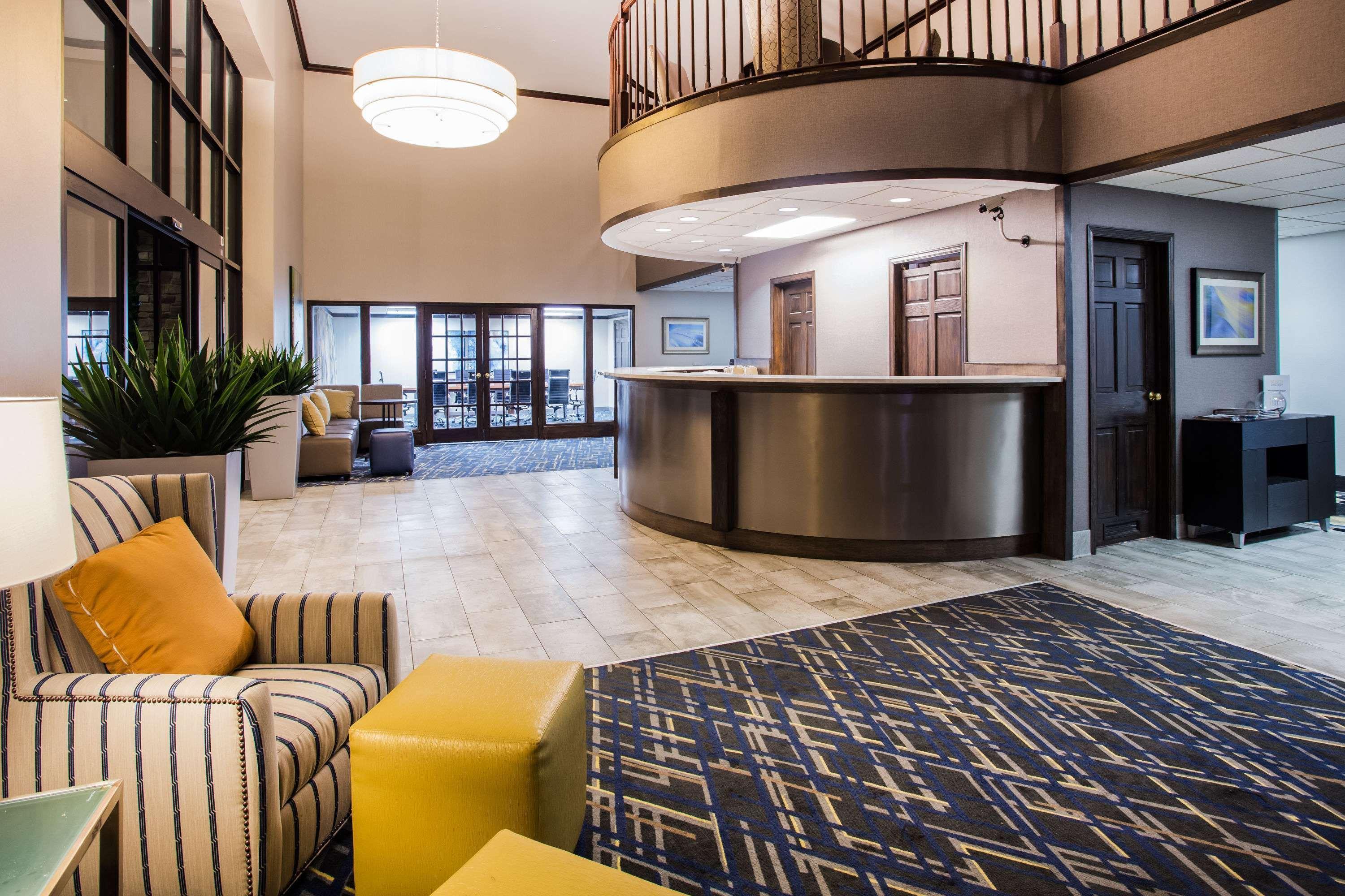 Baymont By Wyndham Madison West/Middleton Wi West Hotel Exterior photo